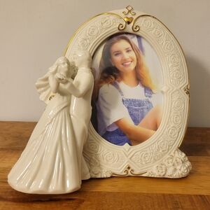 Mikasa Fine Porcelain Wedding Bells Bride and Groom Sculptural Picture Frame